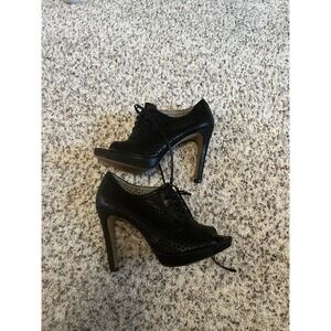 VINCE CAMUTO Women New BLACK LEATHER HI-HEEL PLATFORM Open Toe SHOES Sz 7B 37